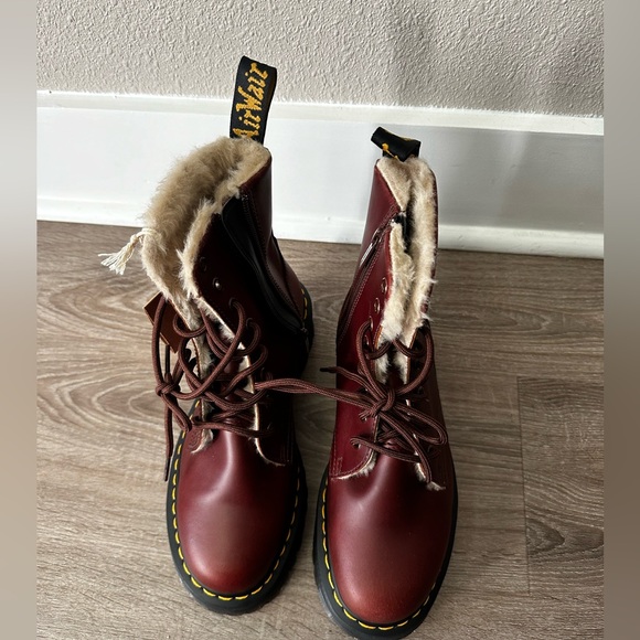 Dr. Martens Jadon Faux Fur Lined Platform‎ Boots Brown NWT 8 - Picture 13 of 13